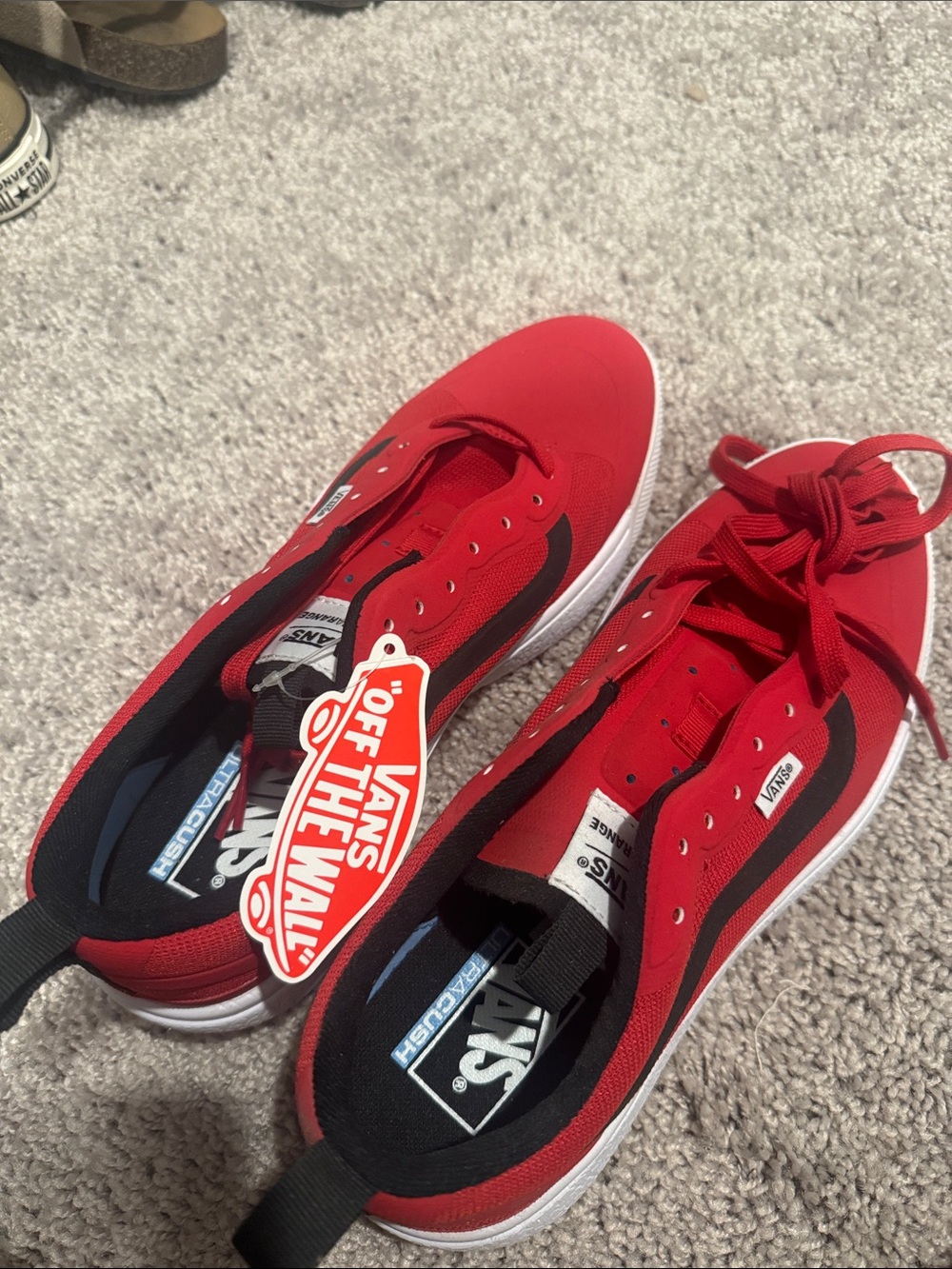 Vans Men's Red and Black Ultra Range Sneakers